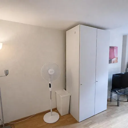 Cozy In The Heart Of - Stork 25 *
